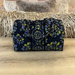 VERA BRADLEY Indigo Pop 2012 Caroline Bag Blue Green Floral Structured Zip Top
